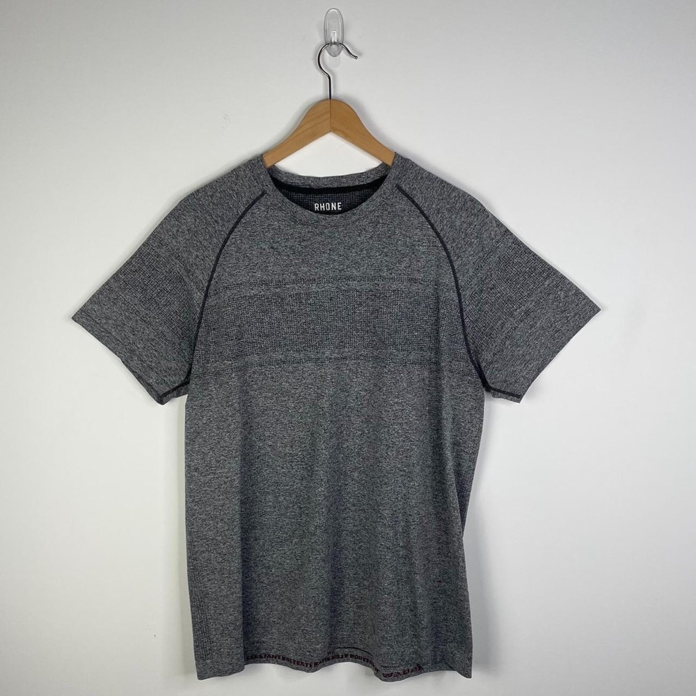 Rhone Mens XL Gray Crew Neck Short Sleeve XXX Performance Workout Gym Tee Shirt